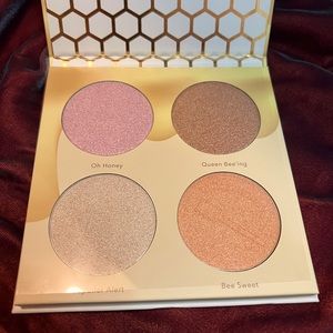 Brand New Beauty Bakerie “Milk & Honey” Palette